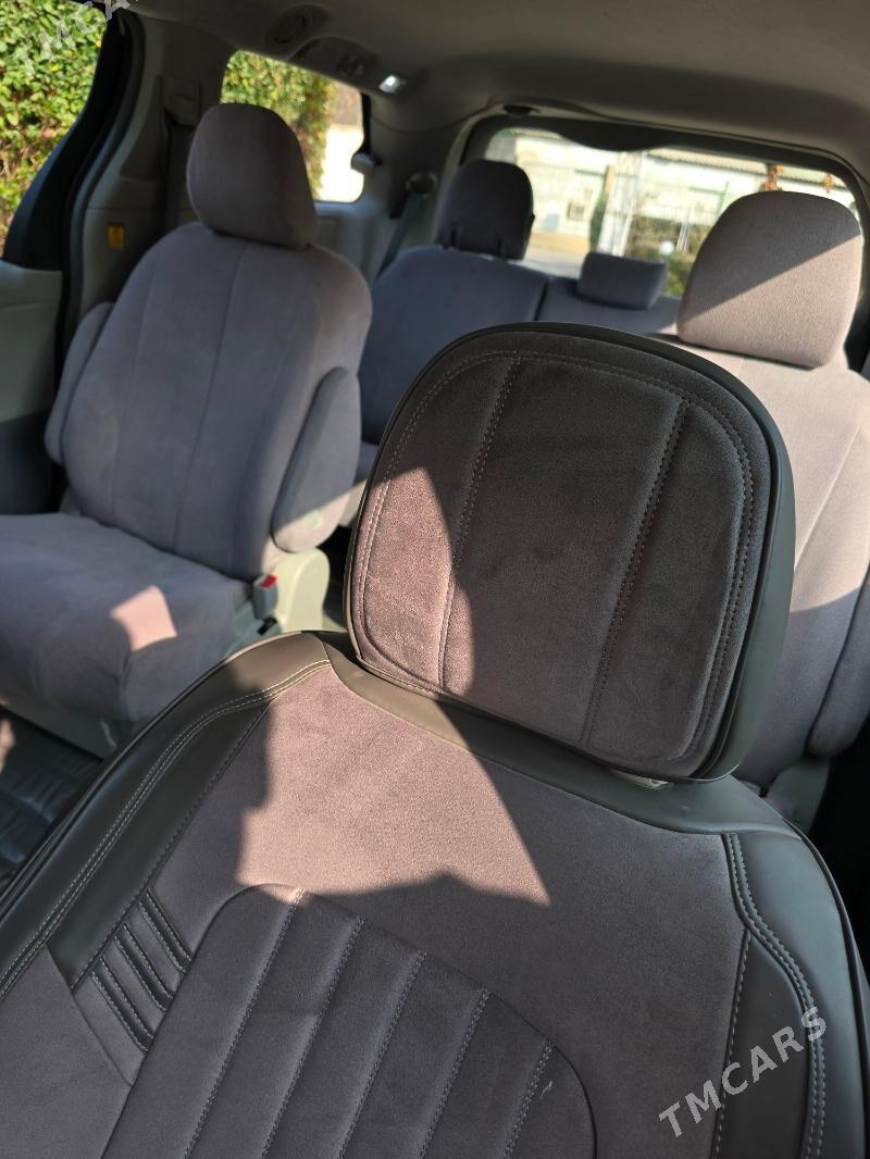 Toyota Sienna 2011 - 320 000 TMT - Ашхабад - img 10