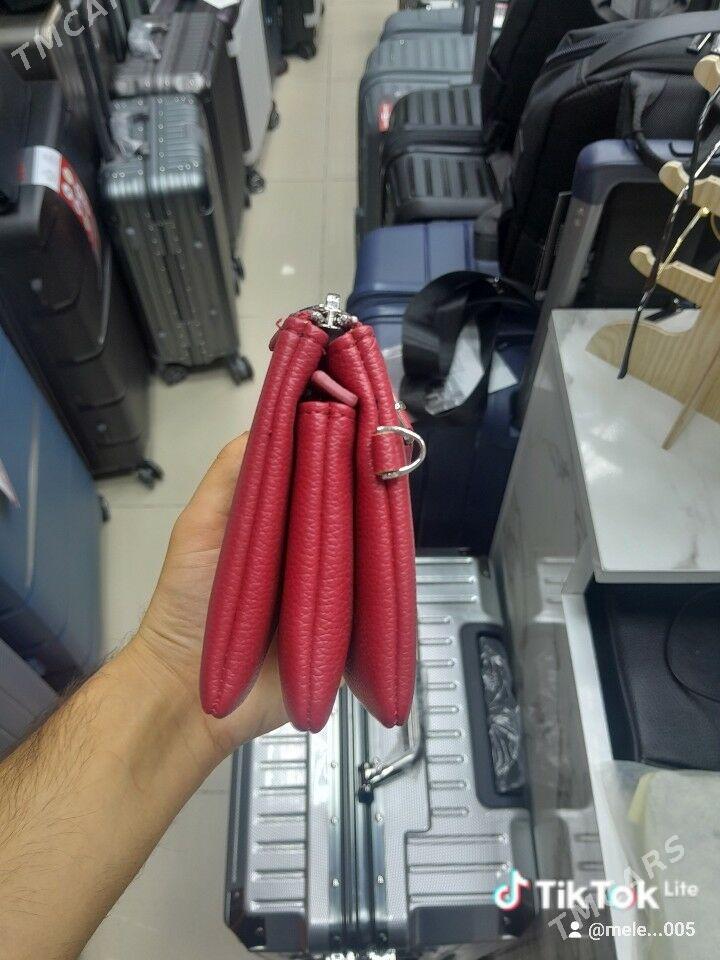 Tergan gapjyk - Garaşsyzlygyň 15 ýyllygy Söwda Merkezi - img 2