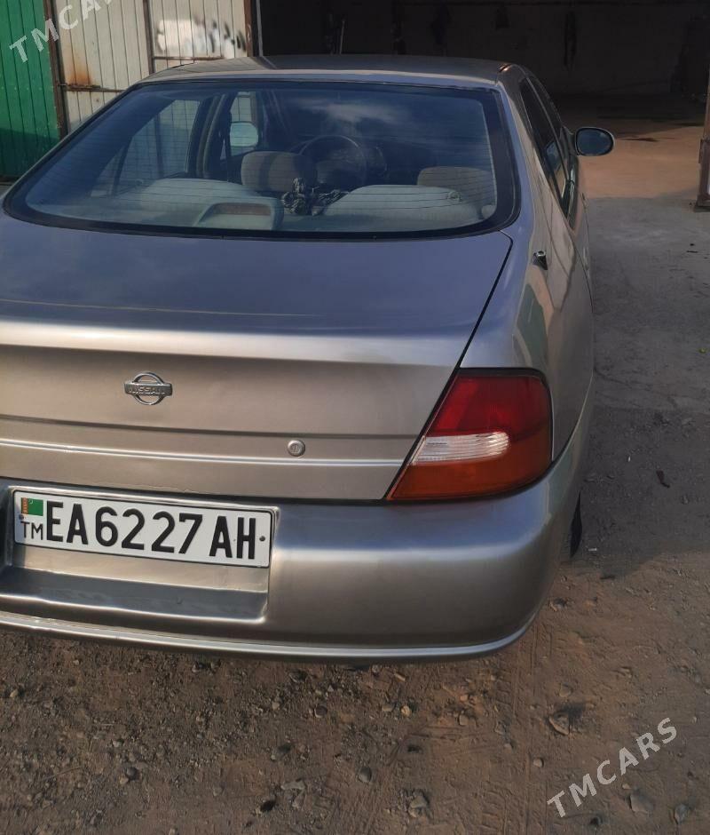 Nissan Maxima 2001 - 65 000 TMT - Бахарден - img 3