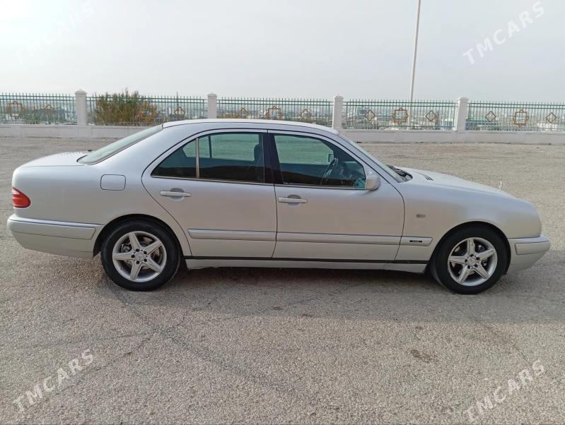 Mercedes-Benz E320 1997 - 110 000 TMT - Balkanabat - img 4