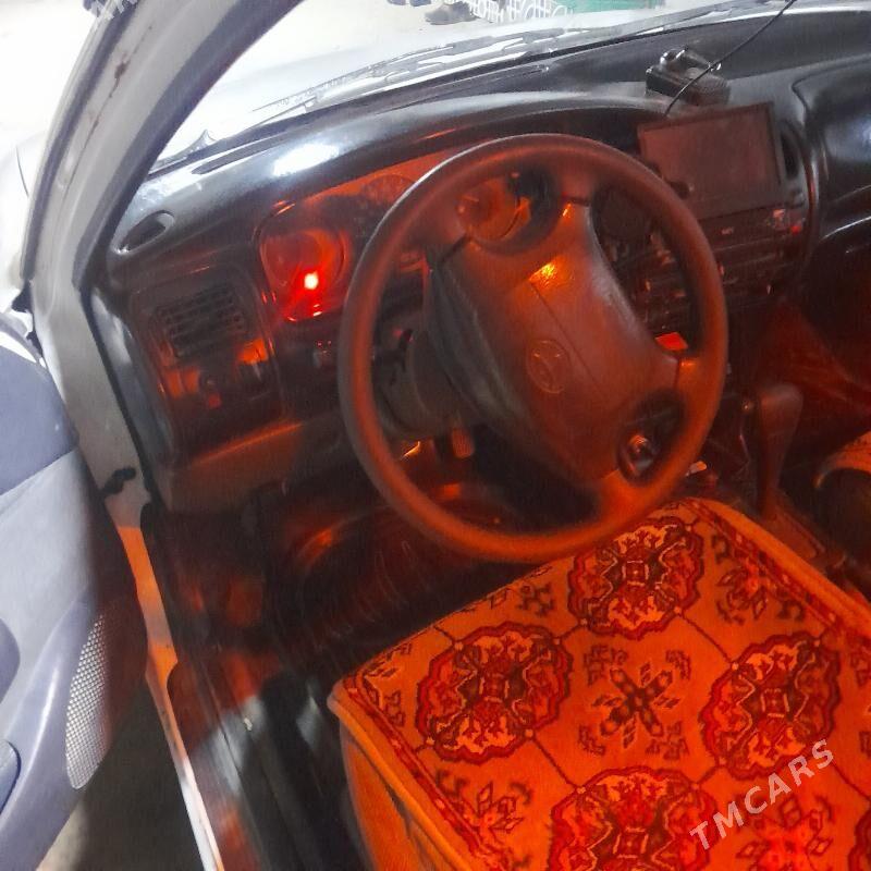 Toyota Corolla 1995 - 65 000 TMT - Saýat - img 3