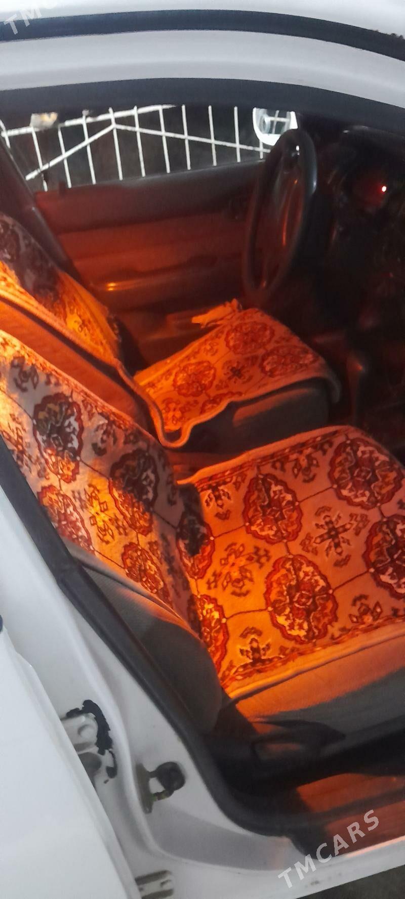 Toyota Corolla 1995 - 65 000 TMT - Saýat - img 4