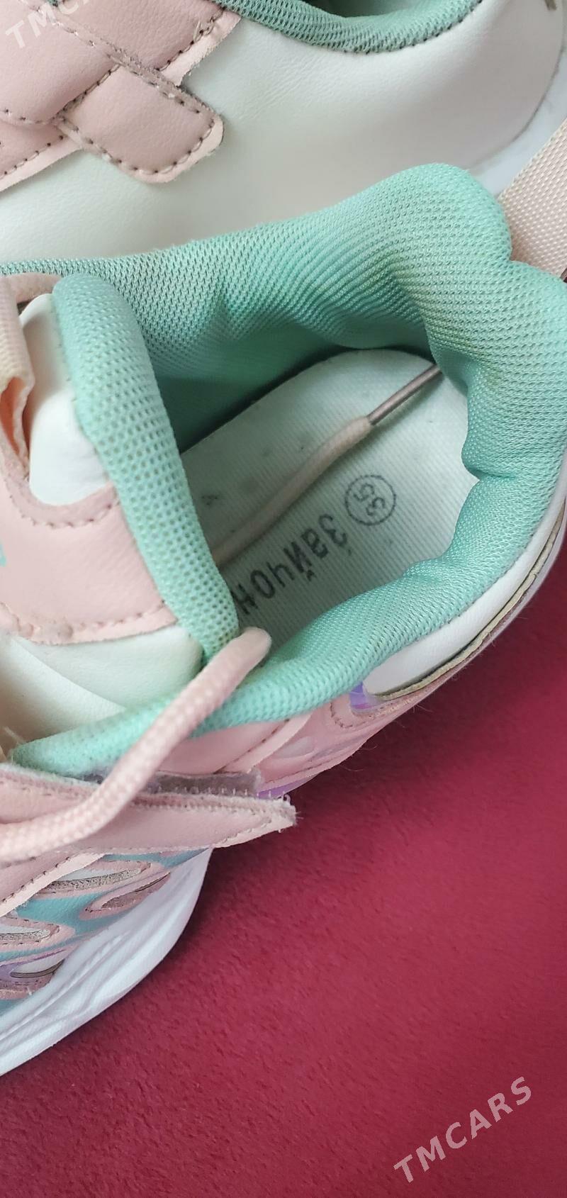 кроссовки - Türkmenabat - img 2