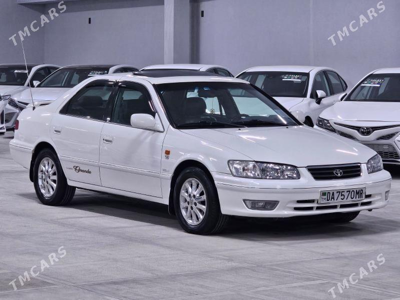 Toyota Camry 2001 - 232 000 TMT - Мары - img 1