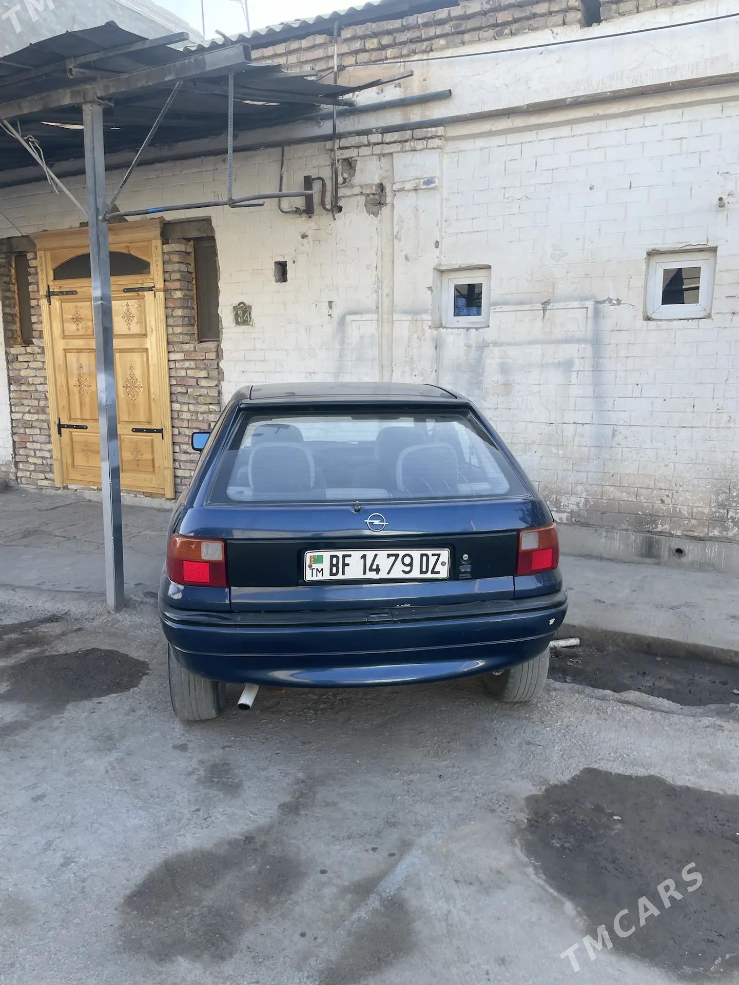 Opel Astra 1993 - 30 000 TMT - Дашогуз - img 2