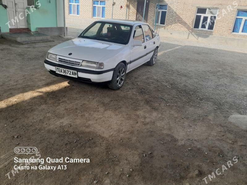 Opel Vectra 1992 - 28 000 TMT - Бахарден - img 3