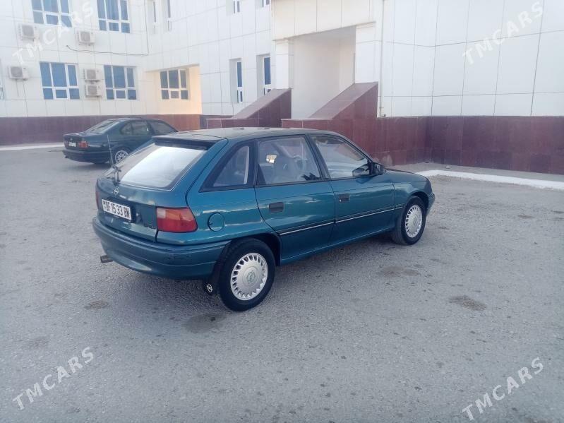 Opel Astra 1992 - 36 000 TMT - Gumdag - img 9