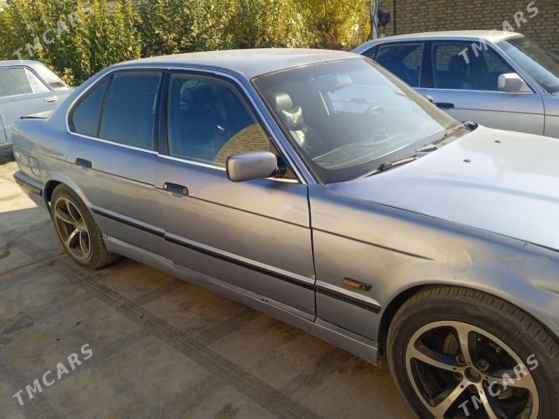 BMW 535 1990 - 35 000 TMT - Мары - img 6
