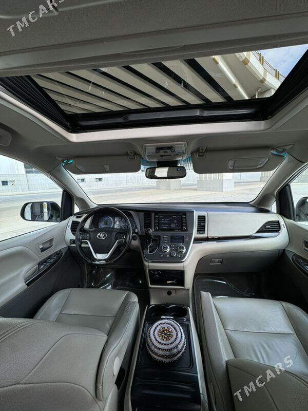 Toyota Sienna 2018 - 430 000 TMT - Ашхабад - img 5