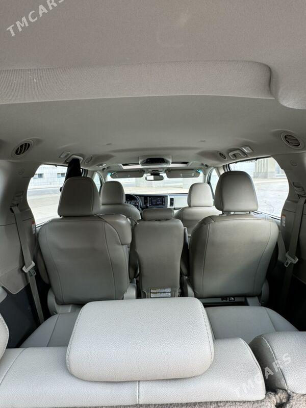 Toyota Sienna 2018 - 430 000 TMT - Ашхабад - img 7