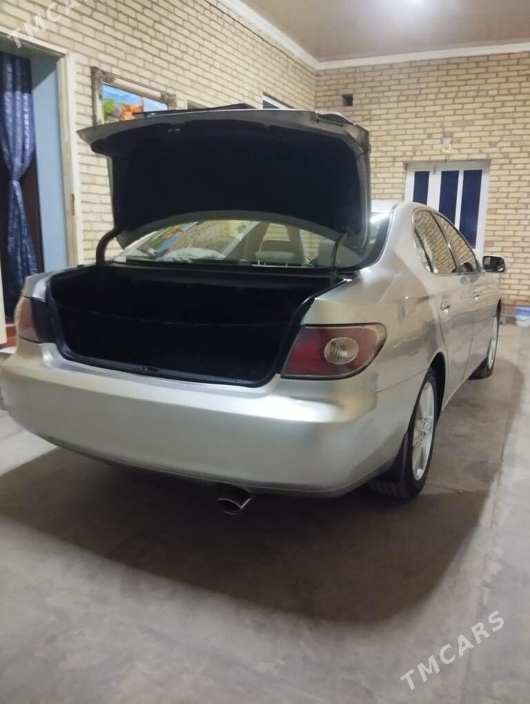 Lexus ES 300 2003 - 190 000 TMT - Дянев - img 4