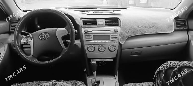 Toyota Camry 2010 - 180 000 TMT - Кака - img 5