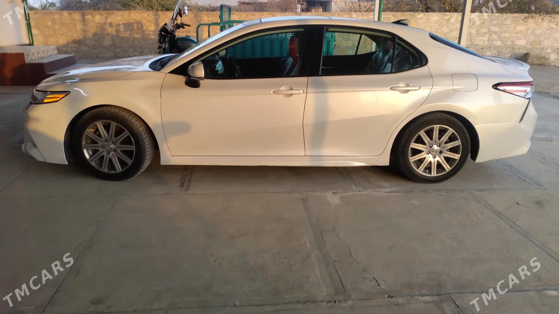 Toyota Camry 2021 - 380 000 TMT - Достлук - img 2