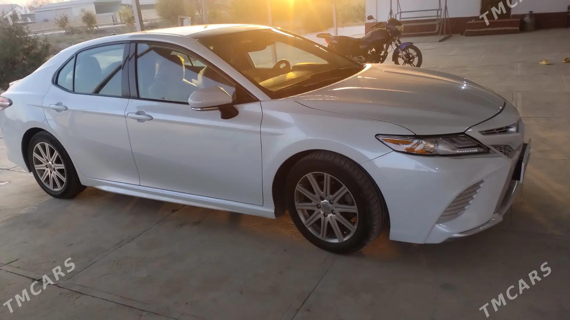 Toyota Camry 2021 - 380 000 TMT - Достлук - img 3