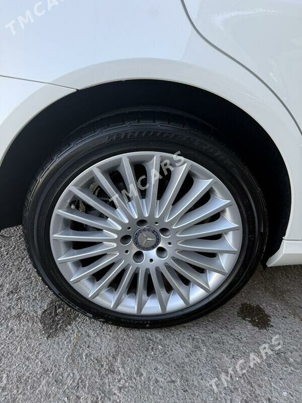 MERSEDES. 10 000 TMT - Aşgabat - img 2