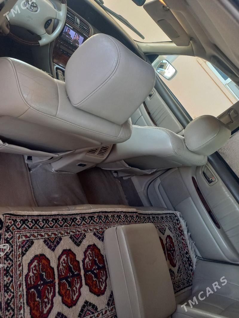 Toyota Avalon 2004 - 300 000 TMT - Бабадайхан - img 6