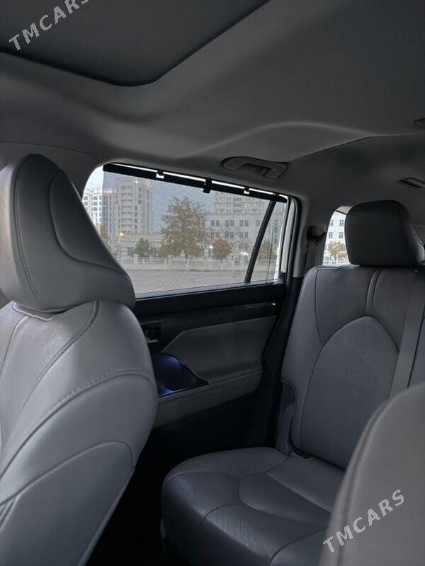Toyota Highlander 2021 - 630 000 TMT - Ашхабад - img 9