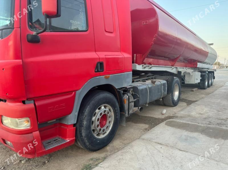 DAF FX 95 2010 - 860 000 TMT - Ýaşlyk - img 8