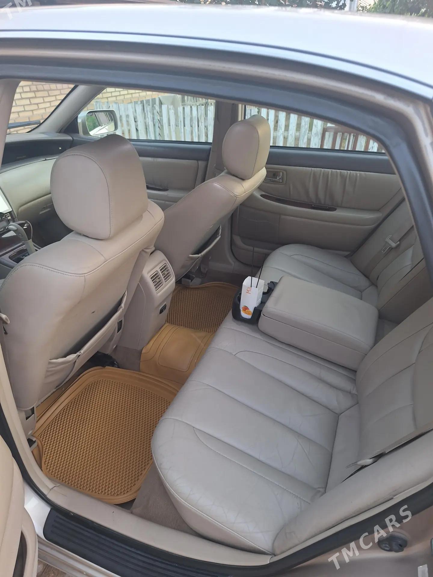 Toyota Avalon 2001 - 215 000 TMT - Мары - img 2