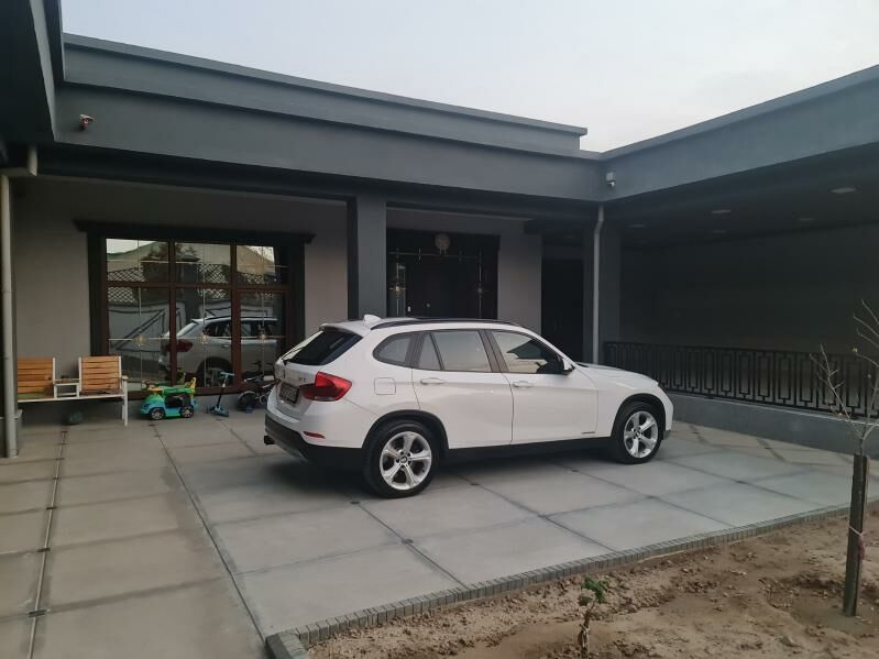 BMW X1 2014 - 275 000 TMT - Aşgabat - img 2