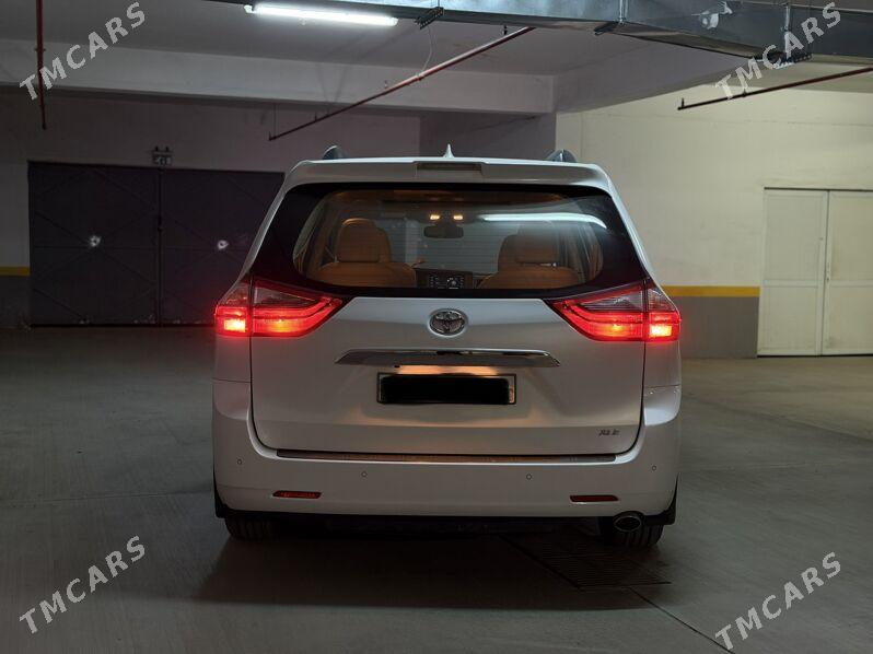 Toyota Sienna 2020 - 572 000 TMT - Ашхабад - img 4