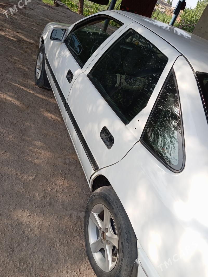 Opel Vectra 1990 - 40 000 TMT - Губадаг - img 2