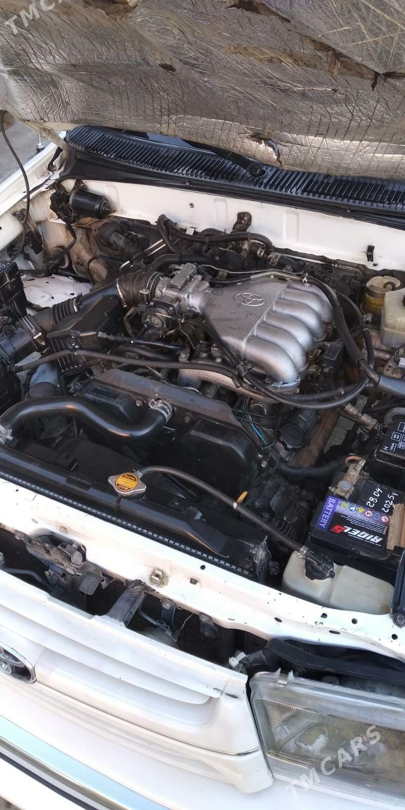 Toyota 4Runner 2002 - 168 000 TMT - Кака - img 7