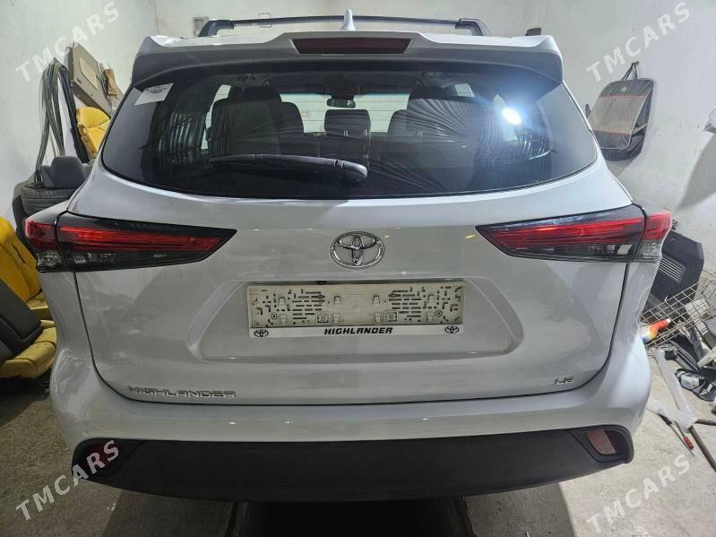 Toyota Highlander 2022 - 520 000 TMT - Мары - img 3