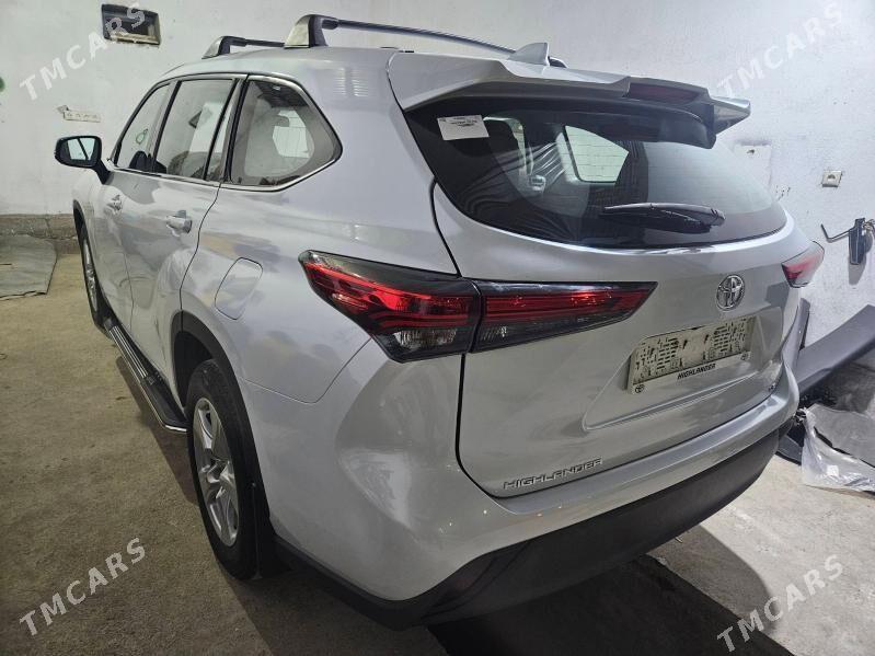 Toyota Highlander 2022 - 520 000 TMT - Мары - img 5