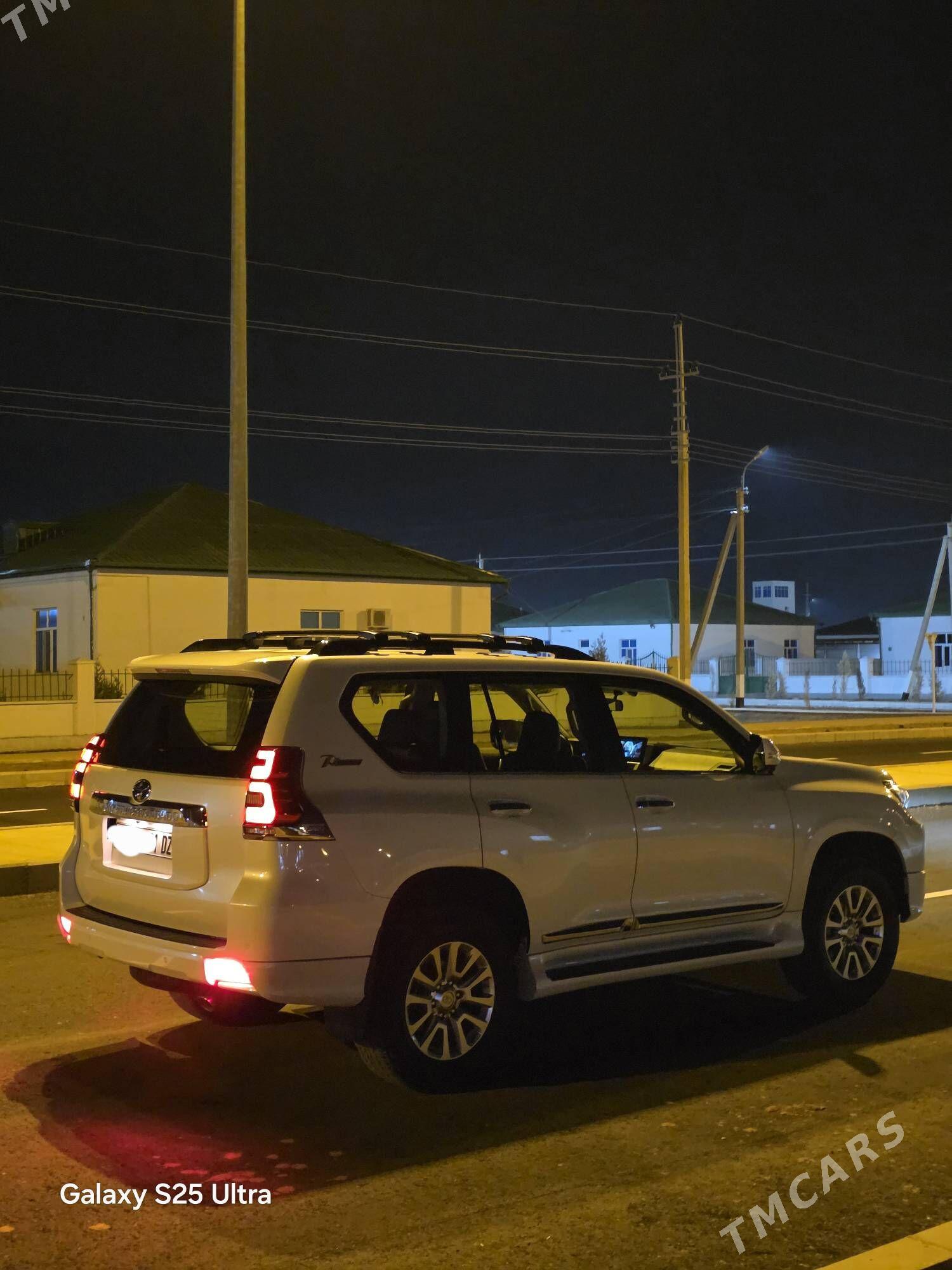 Toyota Land Cruiser Prado 2022 - 990 000 TMT - Köneürgenç - img 4