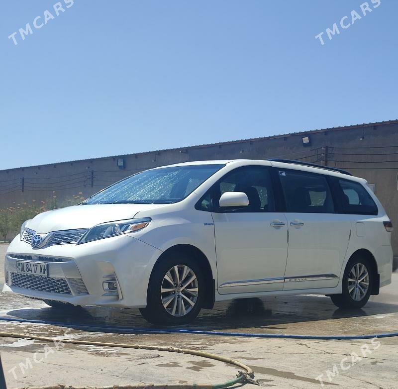 Toyota Sienna 2017 - 350 000 TMT - Tejen - img 2