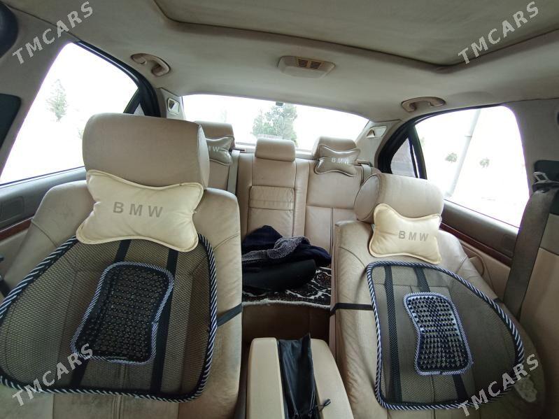 BMW E39 2001 - 135 000 TMT - Türkmenbaşy - img 5