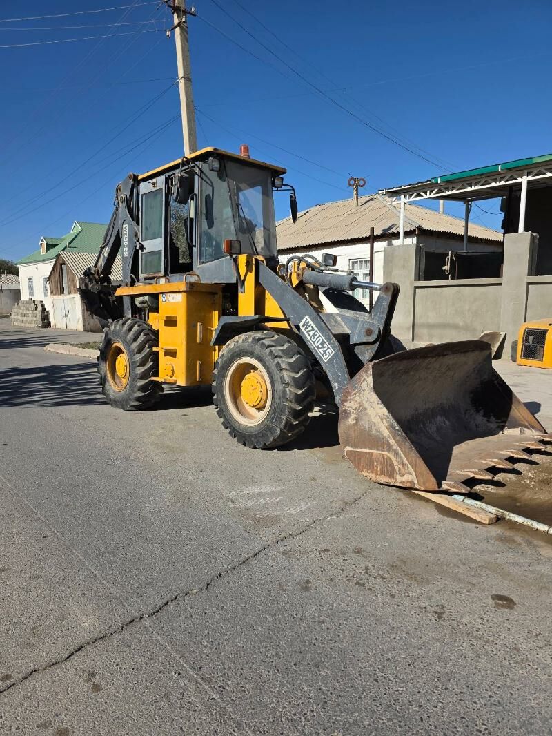 XCMG LW300F 2012 - 220 000 TMT - Ашхабад - img 6