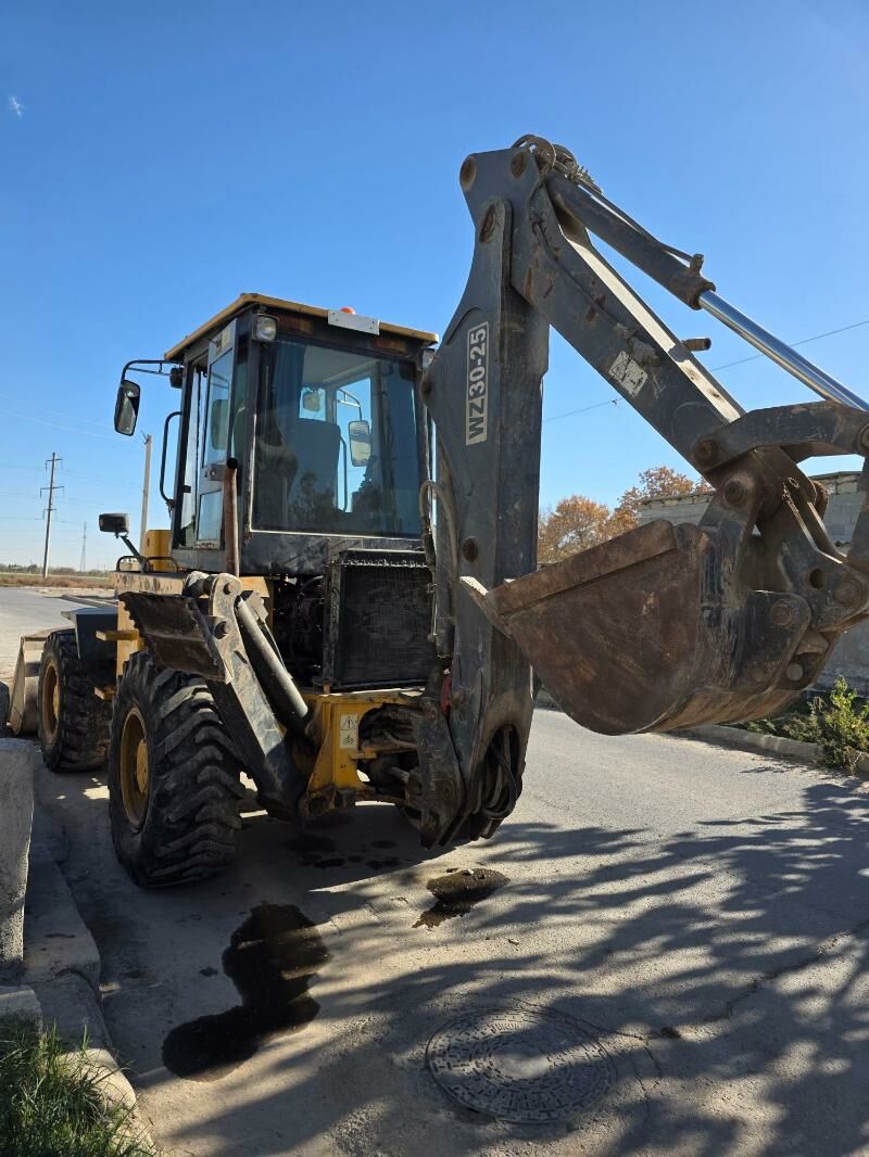 XCMG LW300F 2012 - 220 000 TMT - Ашхабад - img 3