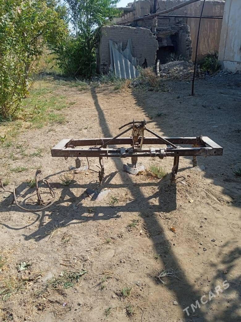 MTZ T-28 1993 - 35 000 TMT - Фарап - img 5