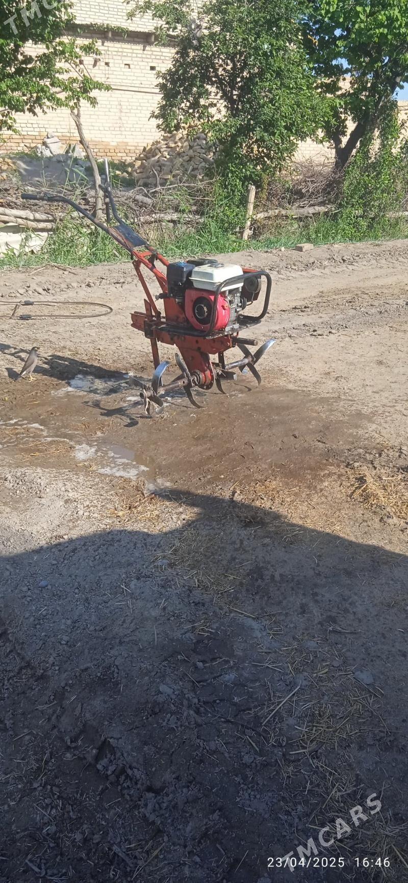 MTZ 80 1993 - 13 000 TMT - Дянев - img 3