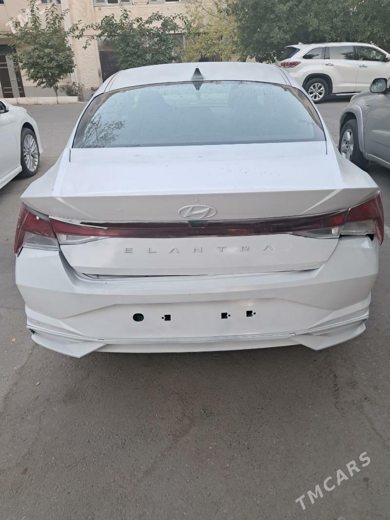 Hyundai Elantra 2021 - 229 000 TMT - Ашхабад - img 3