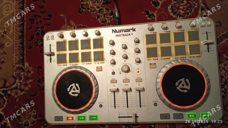 DJ punt NUMARK - Murgap - img 2