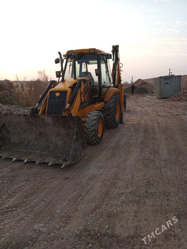 JCB 3CX Pothole Master 1998 - 380 000 TMT - Чарджоу - img 5