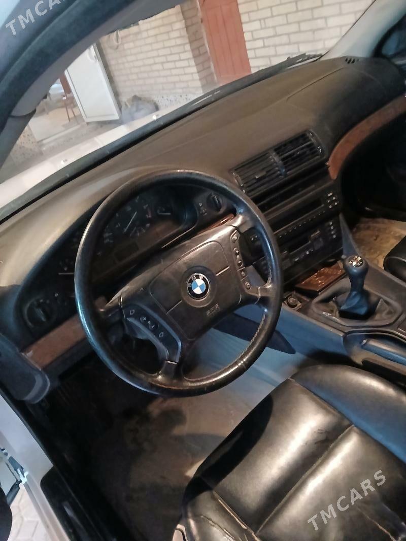 BMW 330 2001 - 95 000 TMT - Саят - img 5