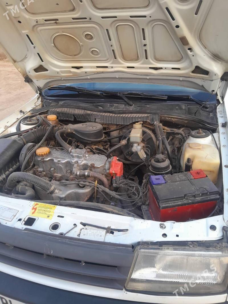 Opel Vectra 1993 - 50 000 TMT - етр. Туркменбаши - img 5