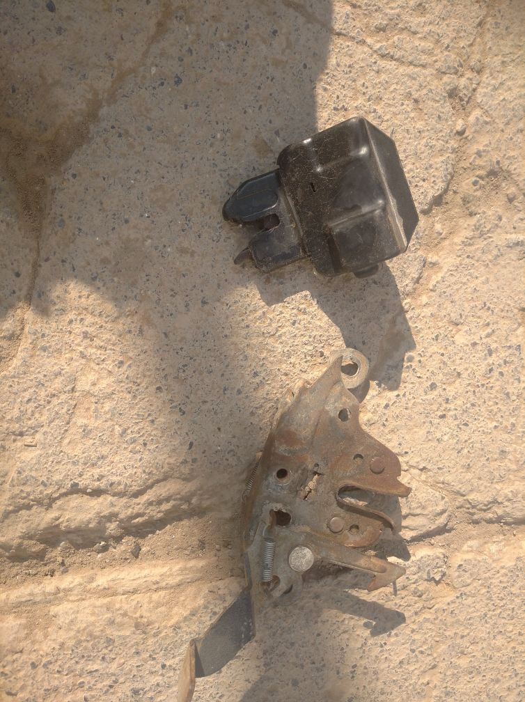 zamok.  bagaç.  kapo 300 TMT - Теджен - img 2