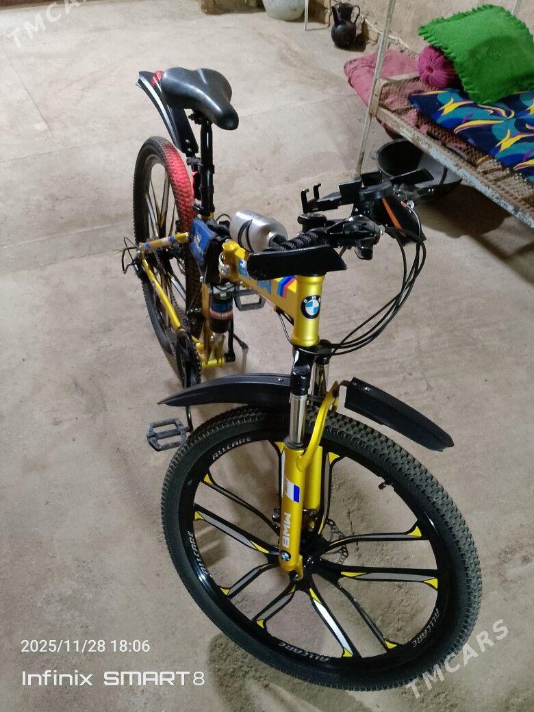 BMW - Гурбансолтан Едже - img 3