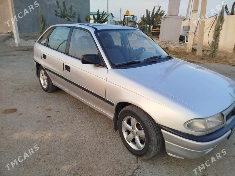 Opel Astra 1992 - 33 000 TMT - Ýolöten - img 3