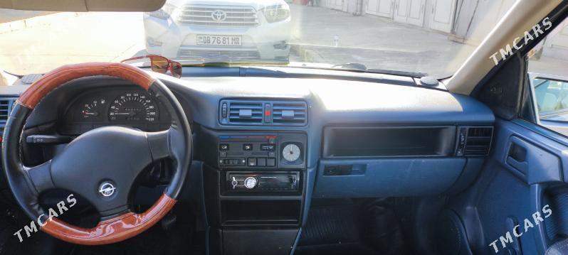 Opel Vectra 1991 - 35 000 TMT - Векильбазар - img 2