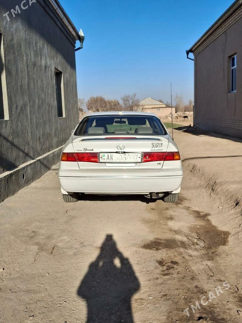Toyota Camry 2001 - 220 000 TMT - Гороглы (Тагта) - img 7