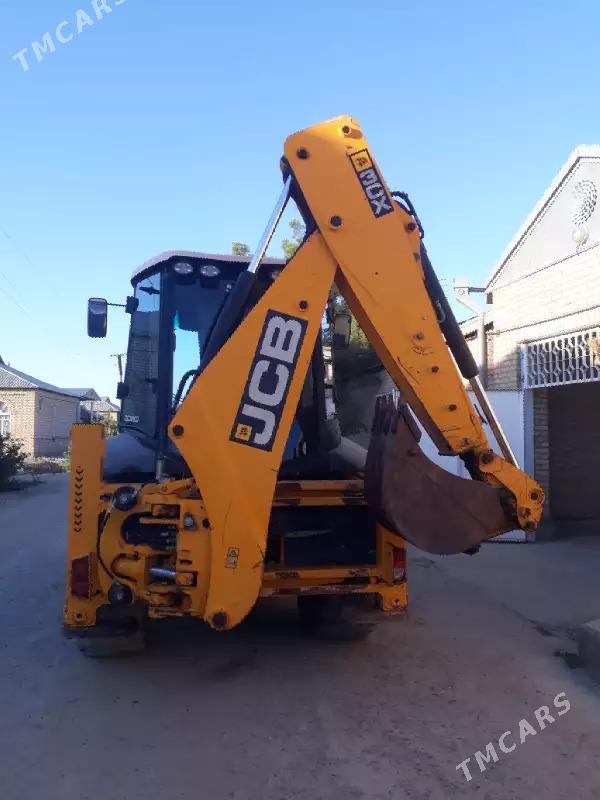 JCB 3CX ECO 2012 - 820 000 TMT - Mary - img 3