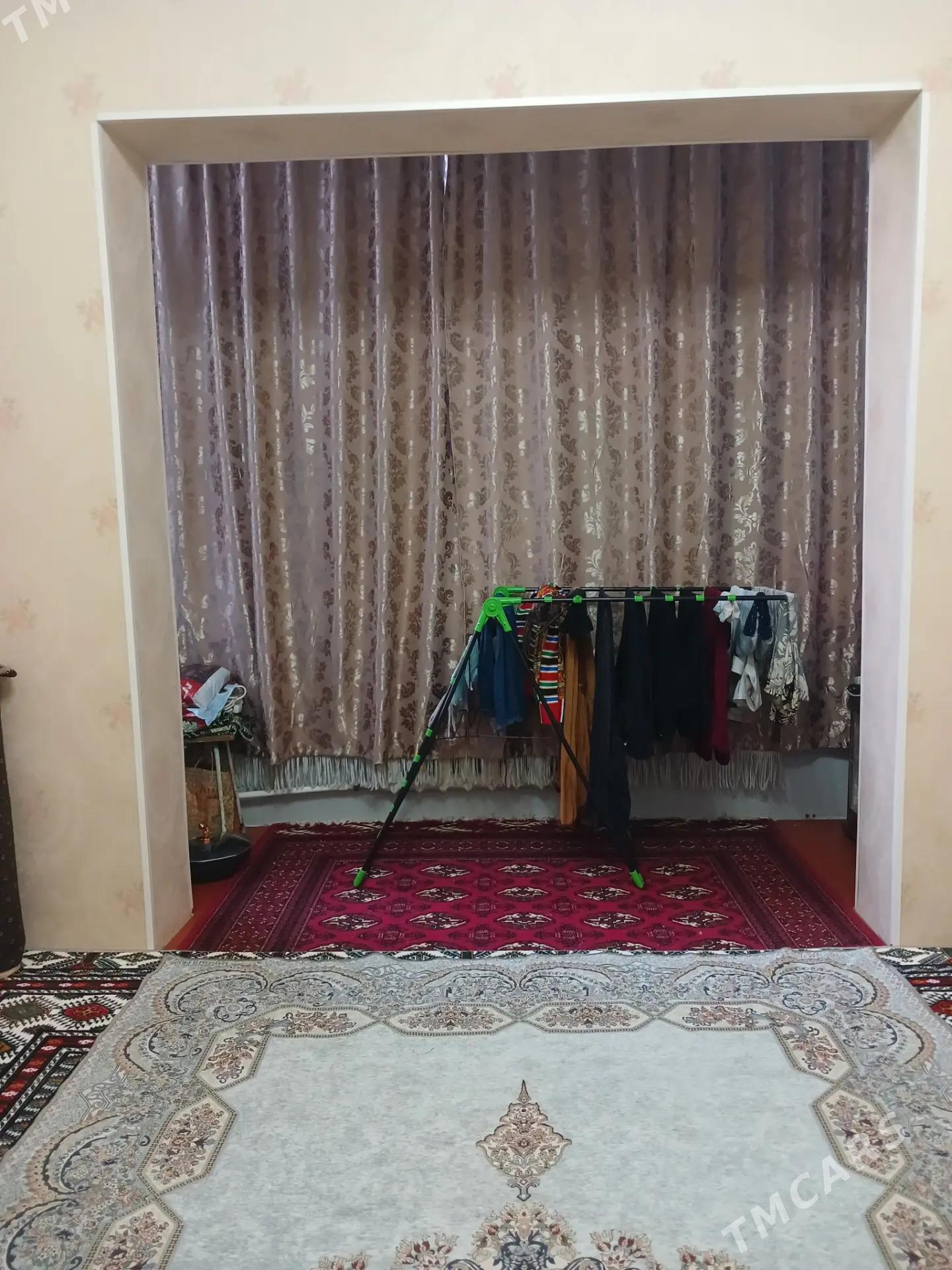 8 mkr gostinka 1 komnat - 8 мкр - img 3