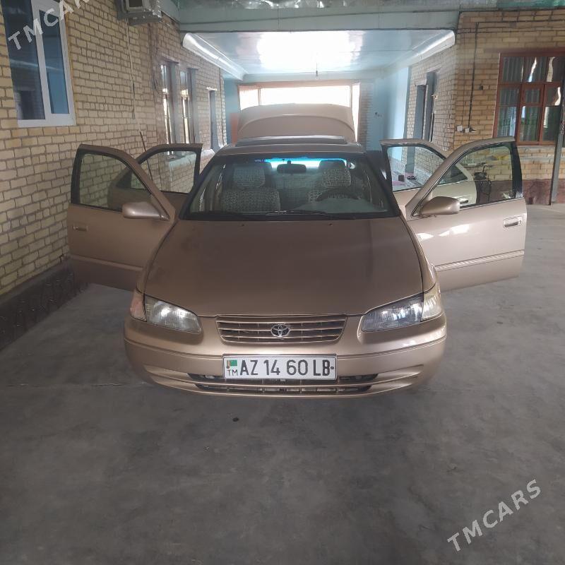 Toyota Camry 1997 - 150 000 TMT - Дянев - img 9