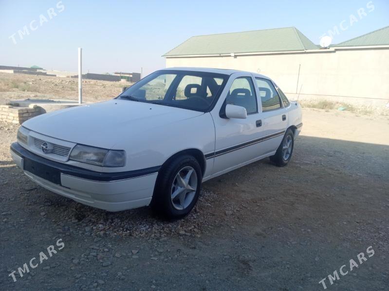 Opel Vectra 1992 - 36 000 TMT - Бахарден - img 3
